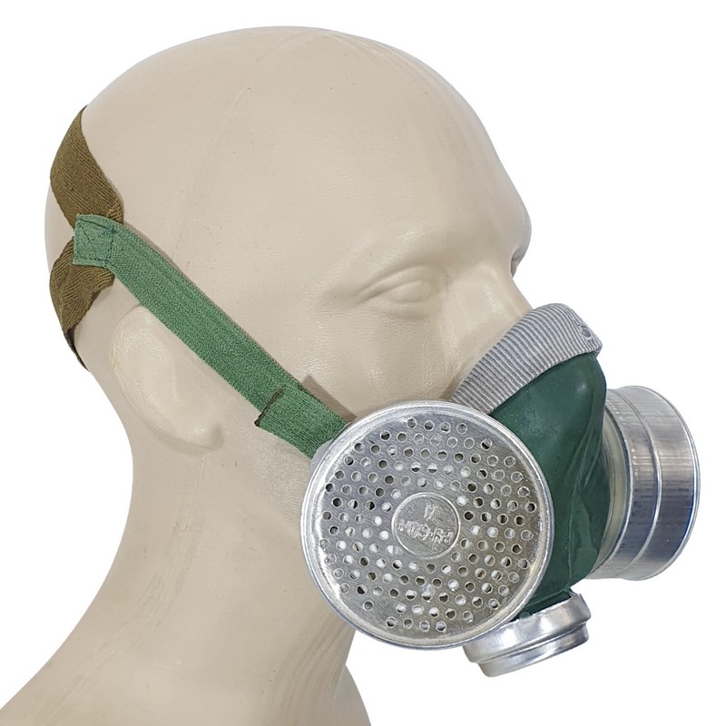 Protective facemask RU-60M (respirator)