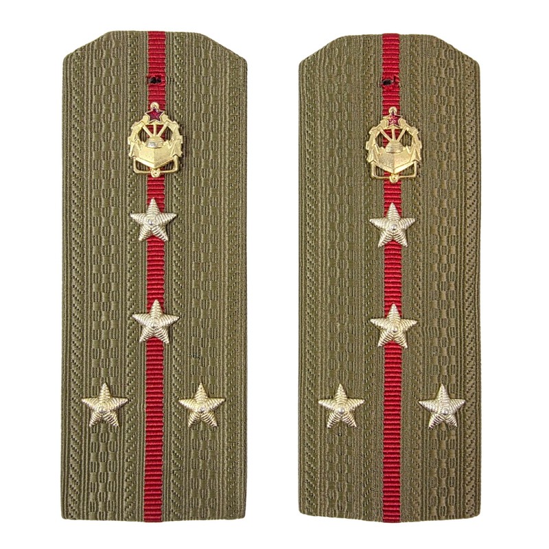 Epaulettes for shirt of the captain of Engineering Corps