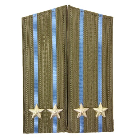 Epaulettes of the junior colonel of Air Forces