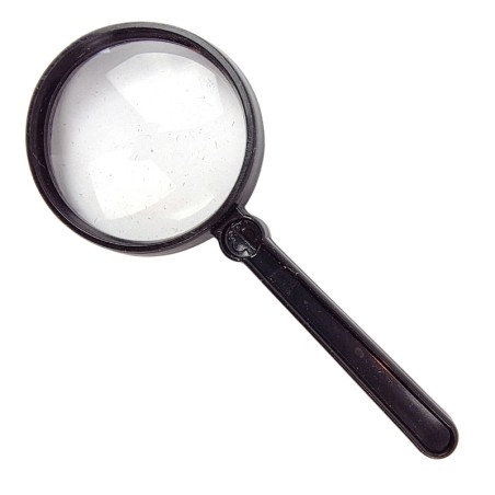 Magnifying glass with 3x magnification