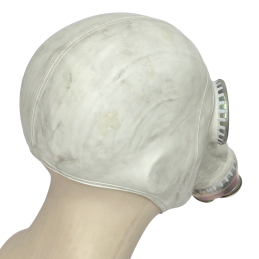 ShM-41M gas mask "Slon" ("Elephant"), with a plastic acoustic chamber