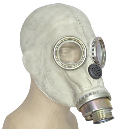 ShM-41M gas mask "Slon" ("Elephant"), with a plastic acoustic chamber